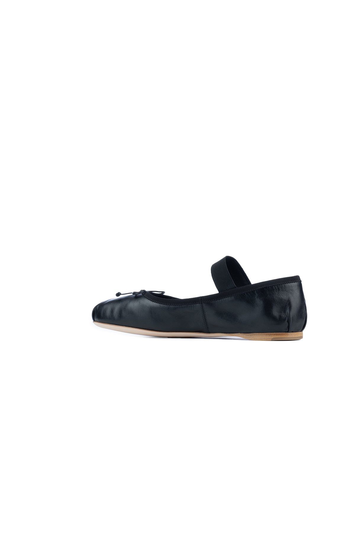 BALLERINE_5F794DFDX05XUU_F0002_Image_3