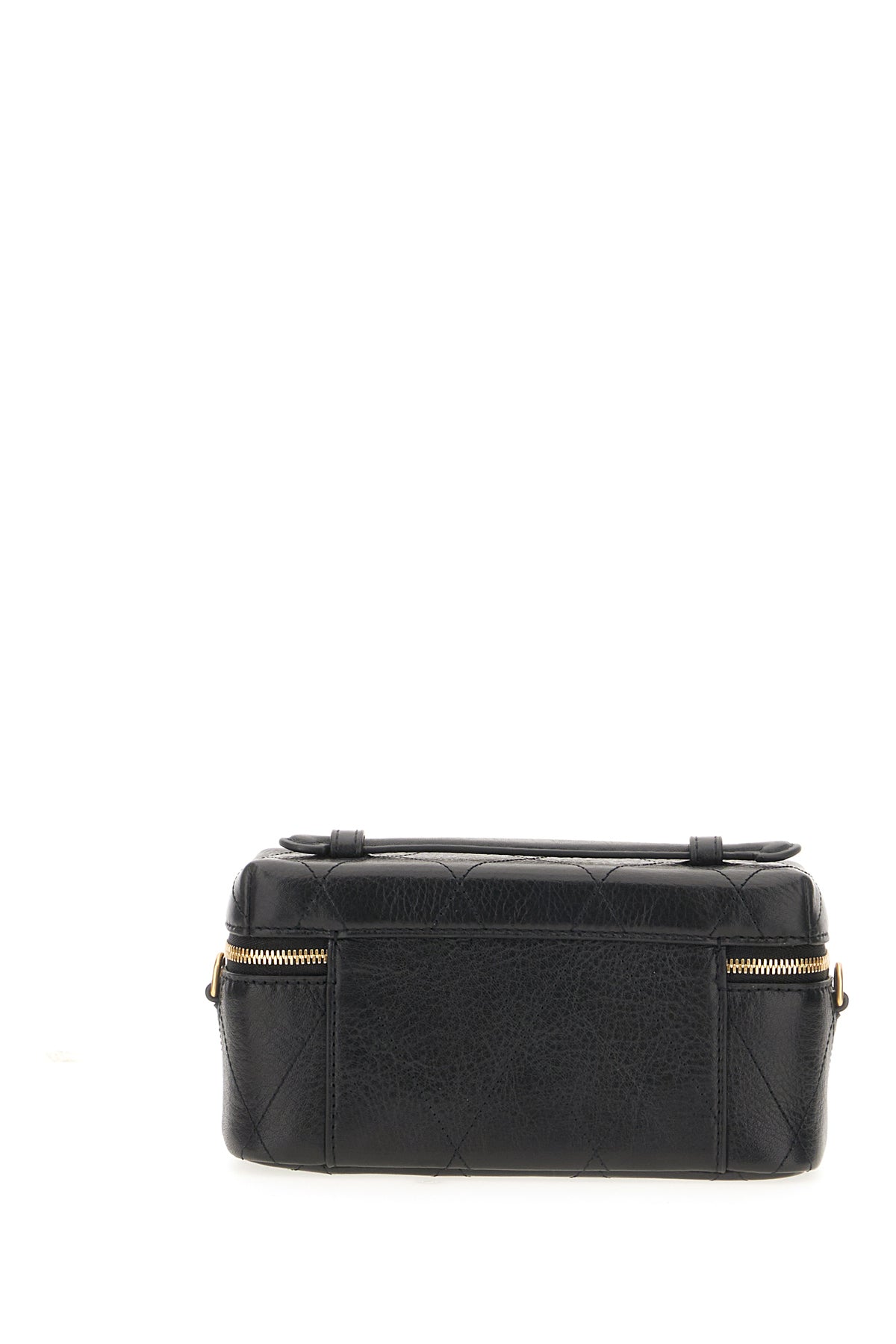 BEAUTY_CASE_186036_001_Image_3