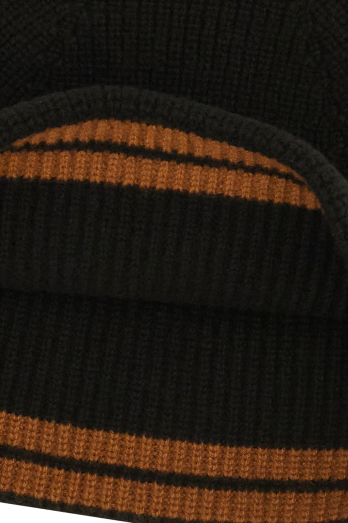 CUFFIE_BNIUIK8BA4_K09_Image_3