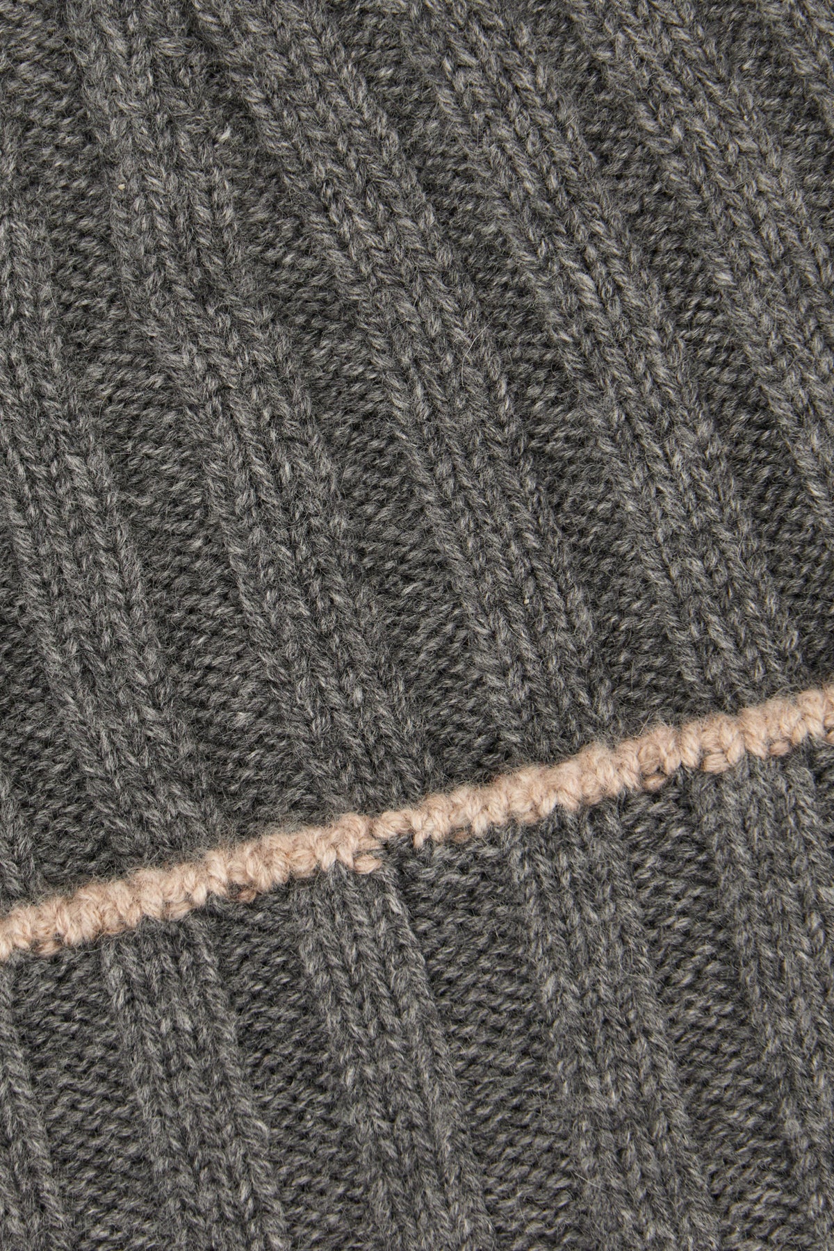 CUFFIE_M2240900_CBL55_Image_3