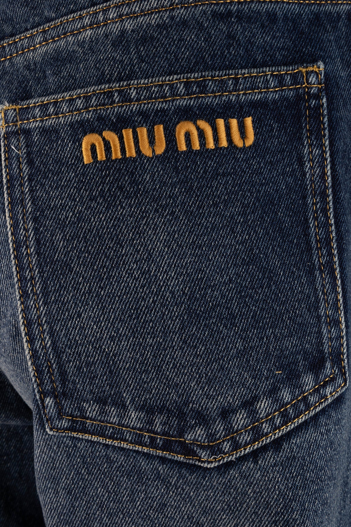 JEANS_GWP5826019_F0008_Image_3