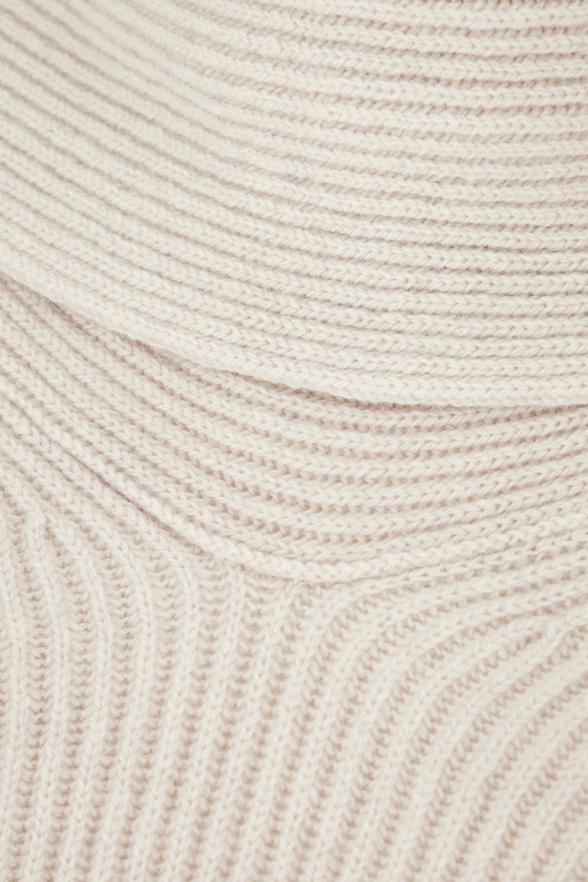 MAGLIERIA_NP08K011_CMYN_Image_3