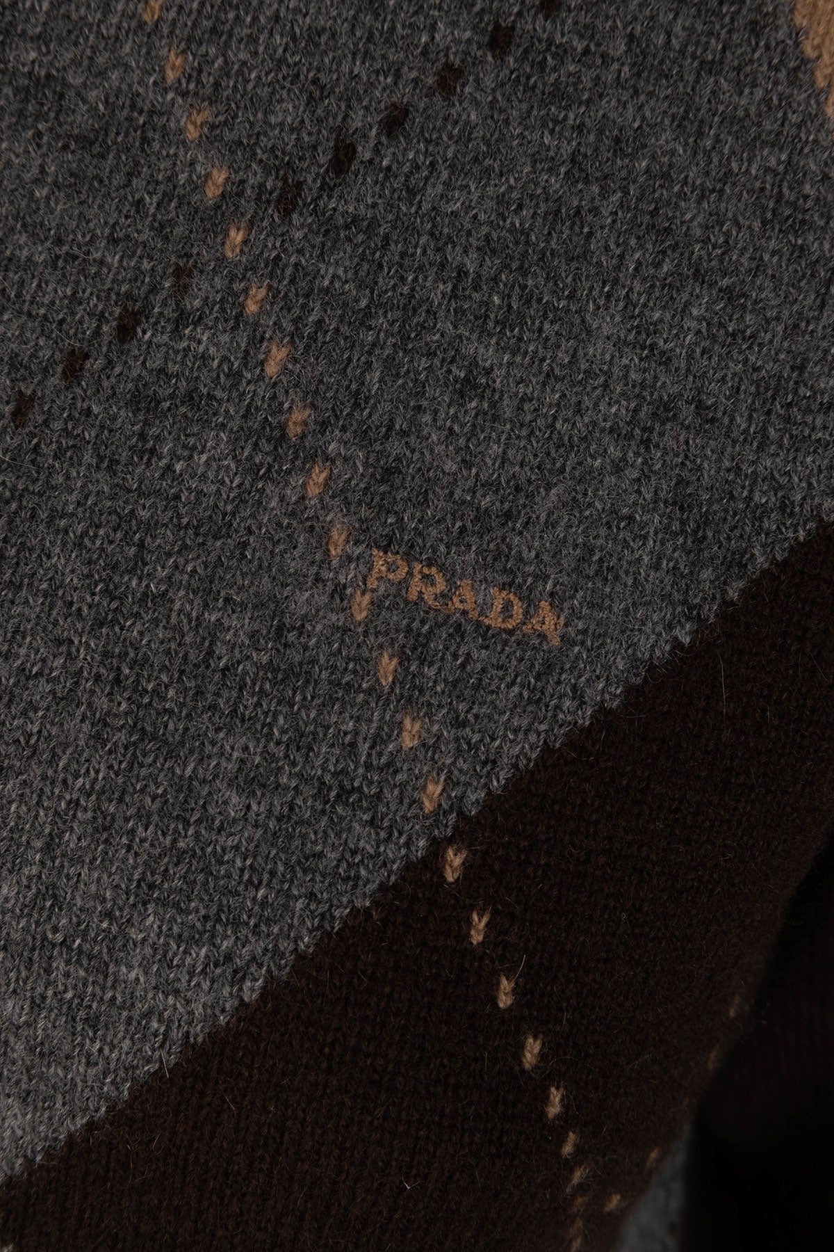 MAGLIERIA_P24G3O6519_F0Y20_Image_3
