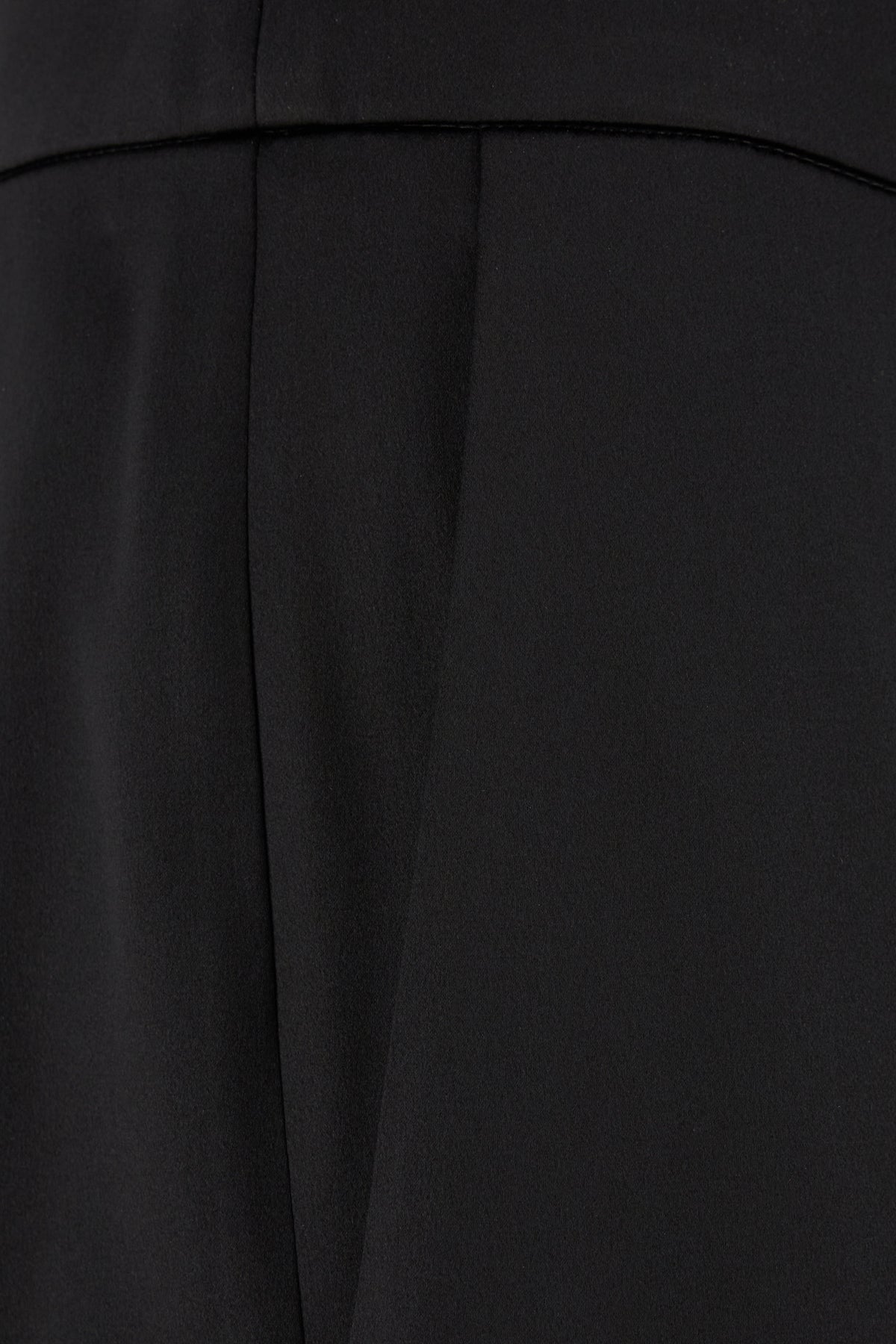 Pantaloni_in_seta_elasticizzato_8B0RB786A8H_0NO_Image_3