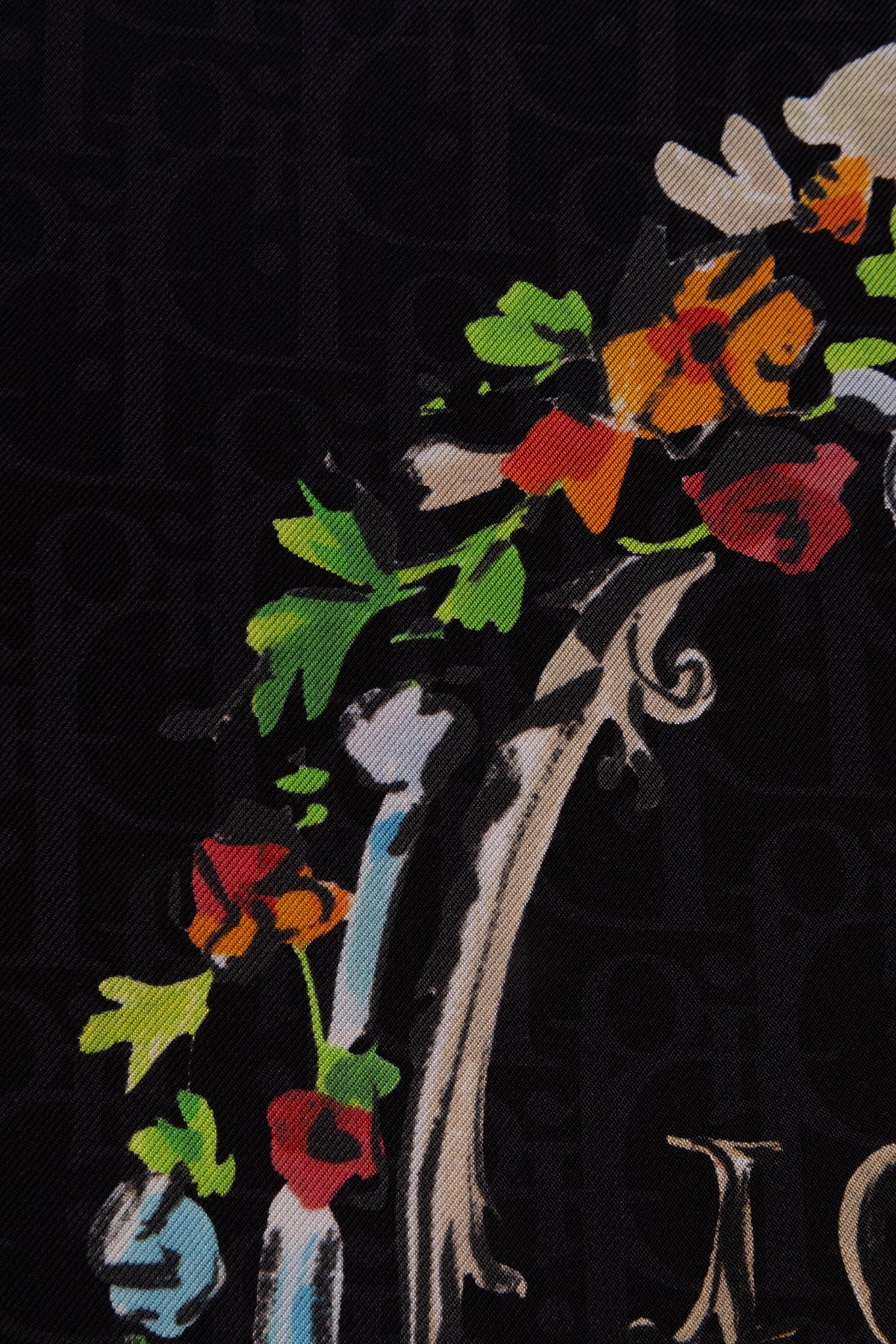 SCIARPE_FOULARD_64TC090S6096_C910_Image_3