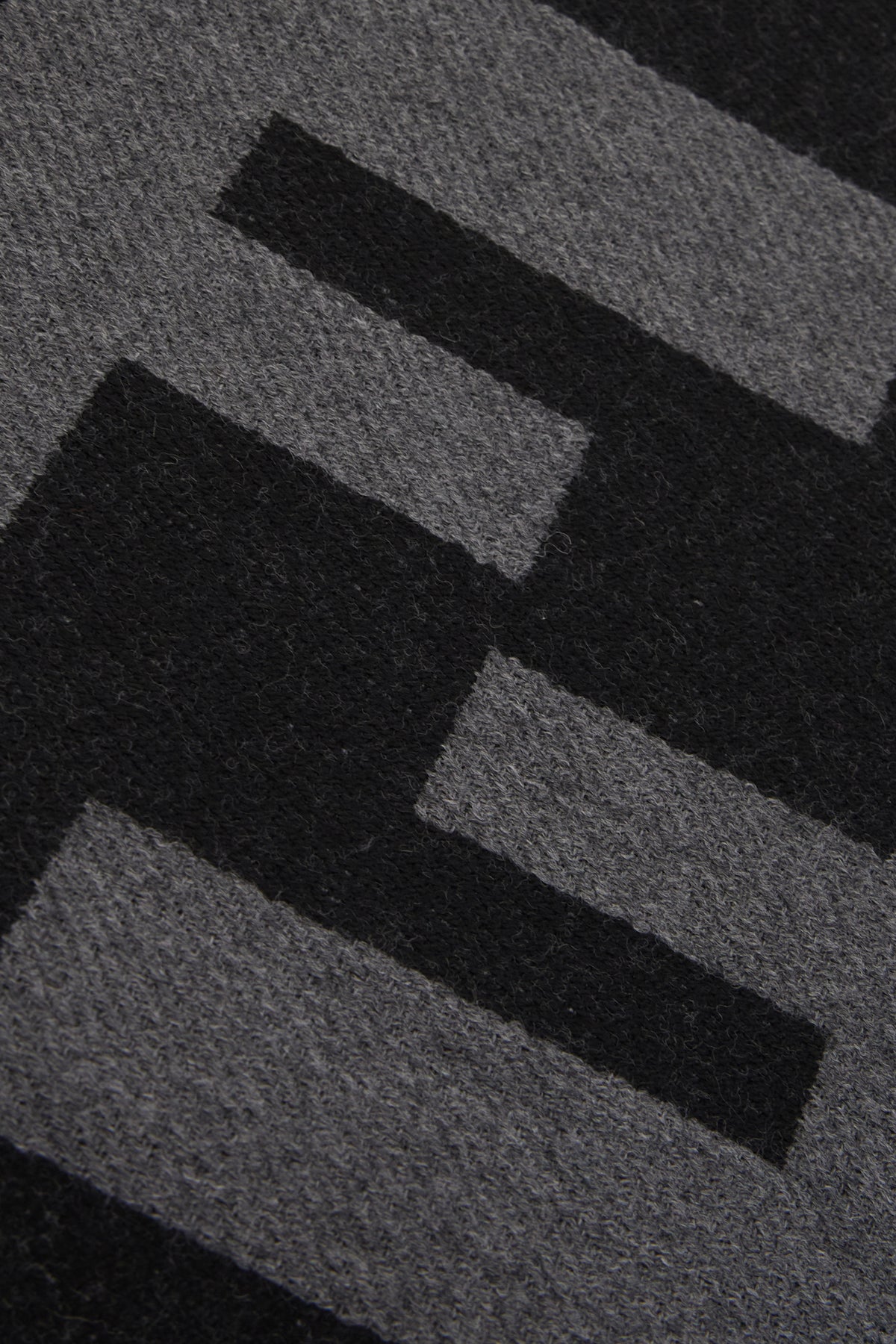 SCIARPE_FOULARD_FXS407AWTZ_F1WWU_Image_3