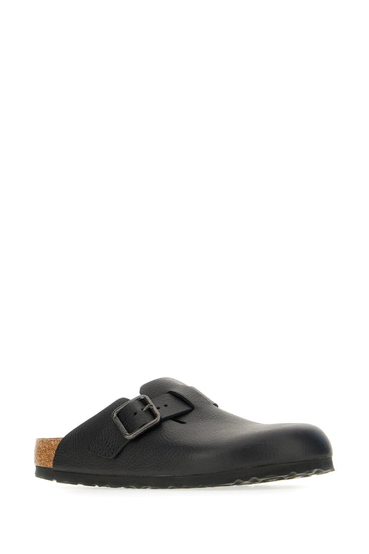 SLIPPERS_1030704_BLACK_Image_2