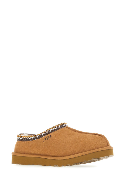 SLIPPERS_1174671_CHE_Image_2