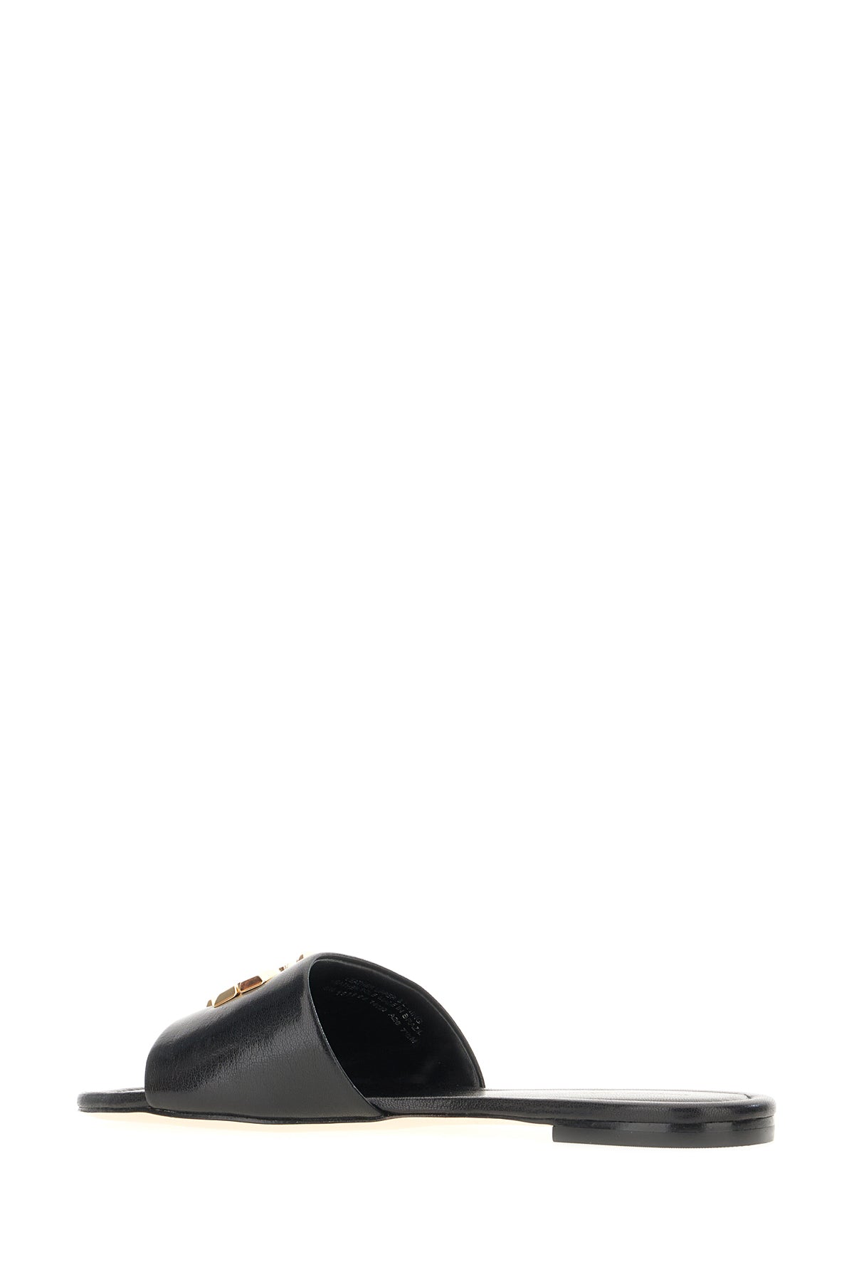 SLIPPERS_157966_006_Image_3