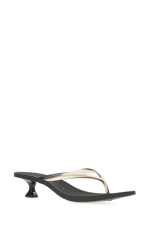SLIPPERS_183727_009_Image_2