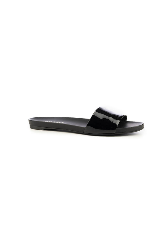 SLIPPERS_1XX798F005069_F0002_Image_2