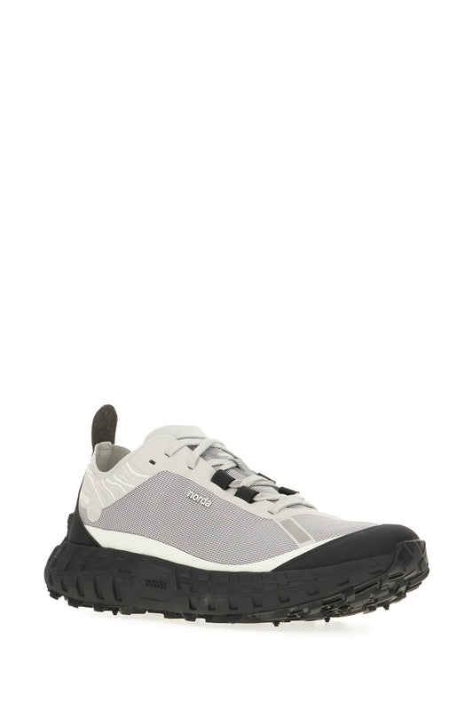 SNEAKERS_001AM_PEW_Image_2