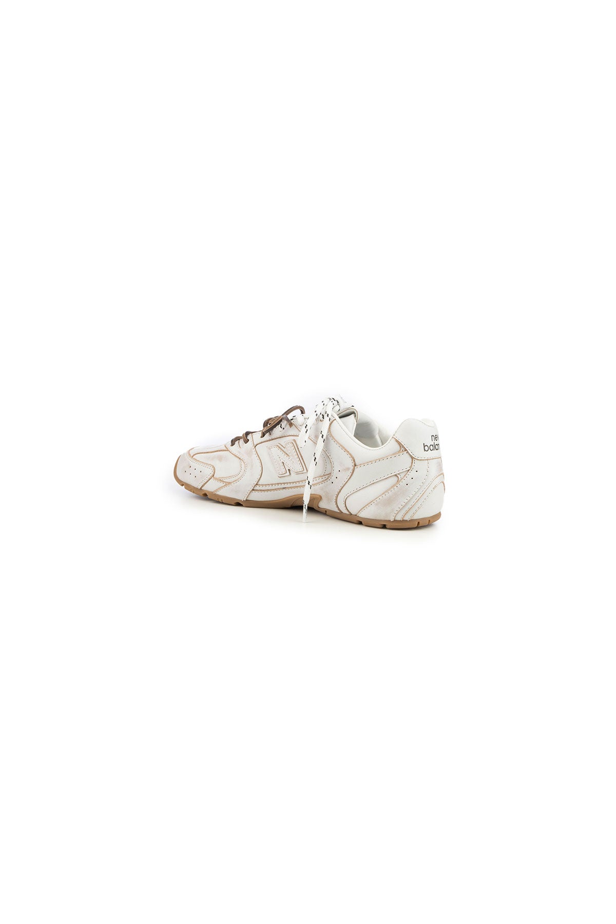 SNEAKERS_5E165EFD0053F33_F0009_Image_3