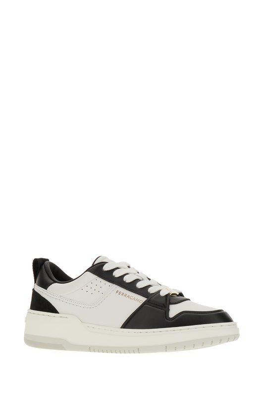 SNEAKERS_770883_007_Image_2