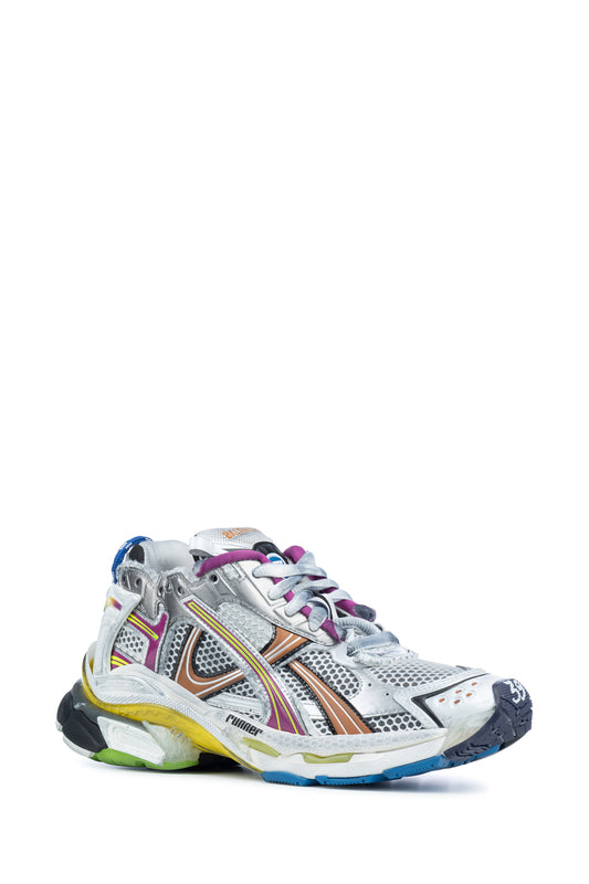 SNEAKERS_772767W3RMU_8123_Image_2