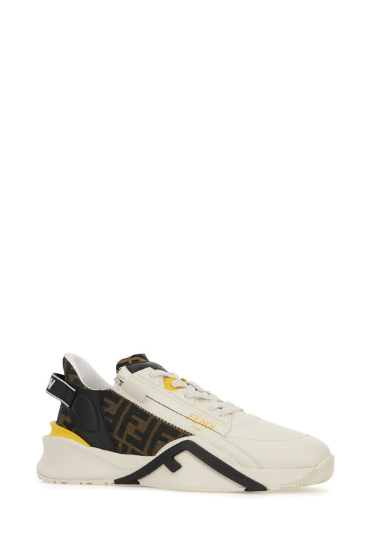 SNEAKERS_7E1392AJZH_F1HGR_Image_2