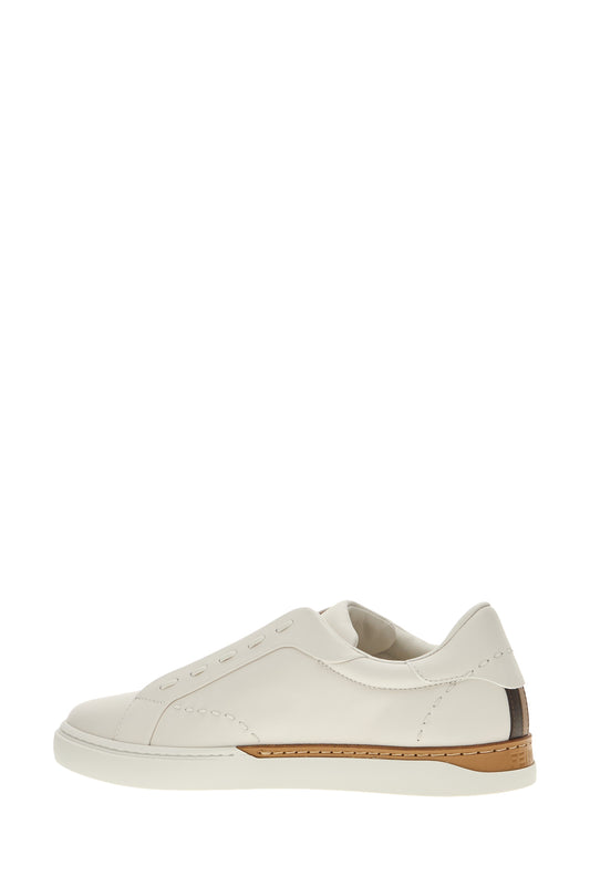 SNEAKERS_7E1937A2C9_F1XIF_Image_2