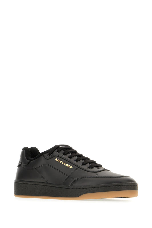 SNEAKERS_81947600N00_1000_Image_2