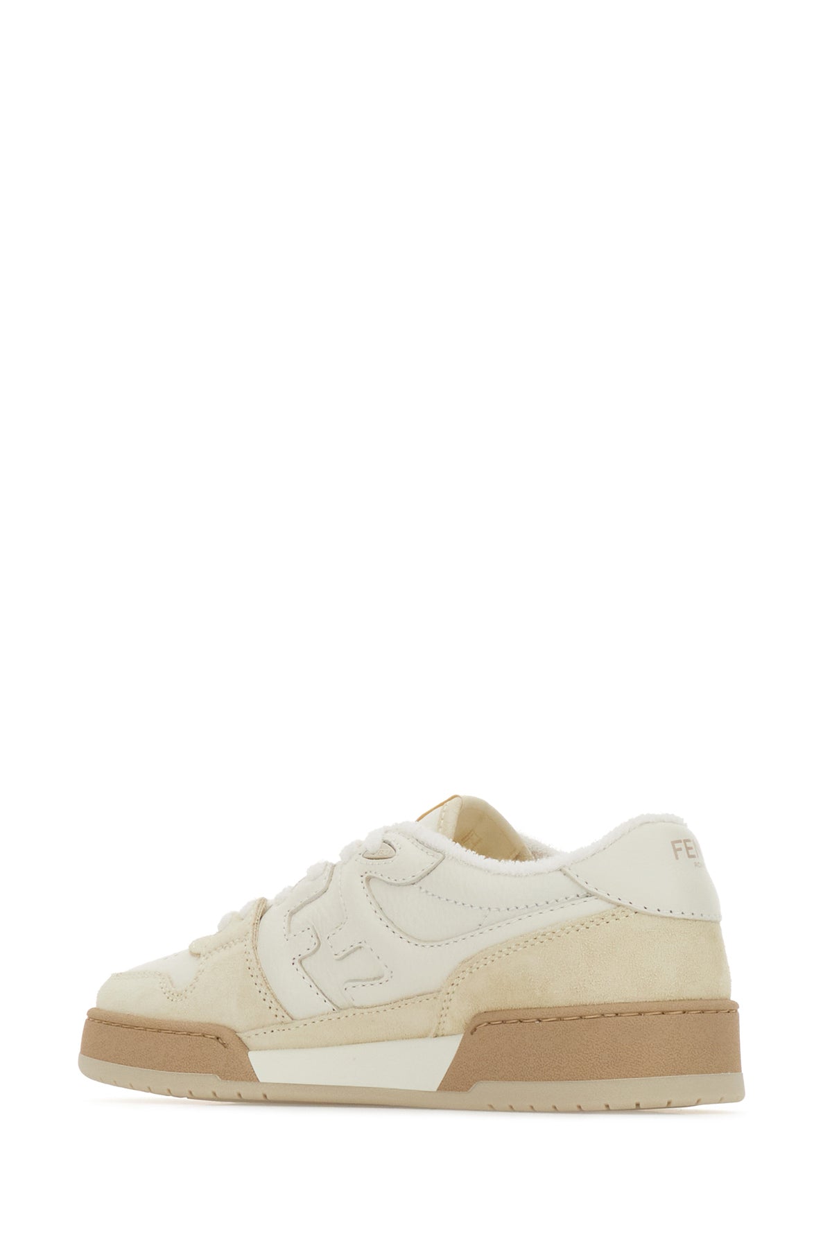 SNEAKERS_8E8252AHH2_F1FHS_Image_3