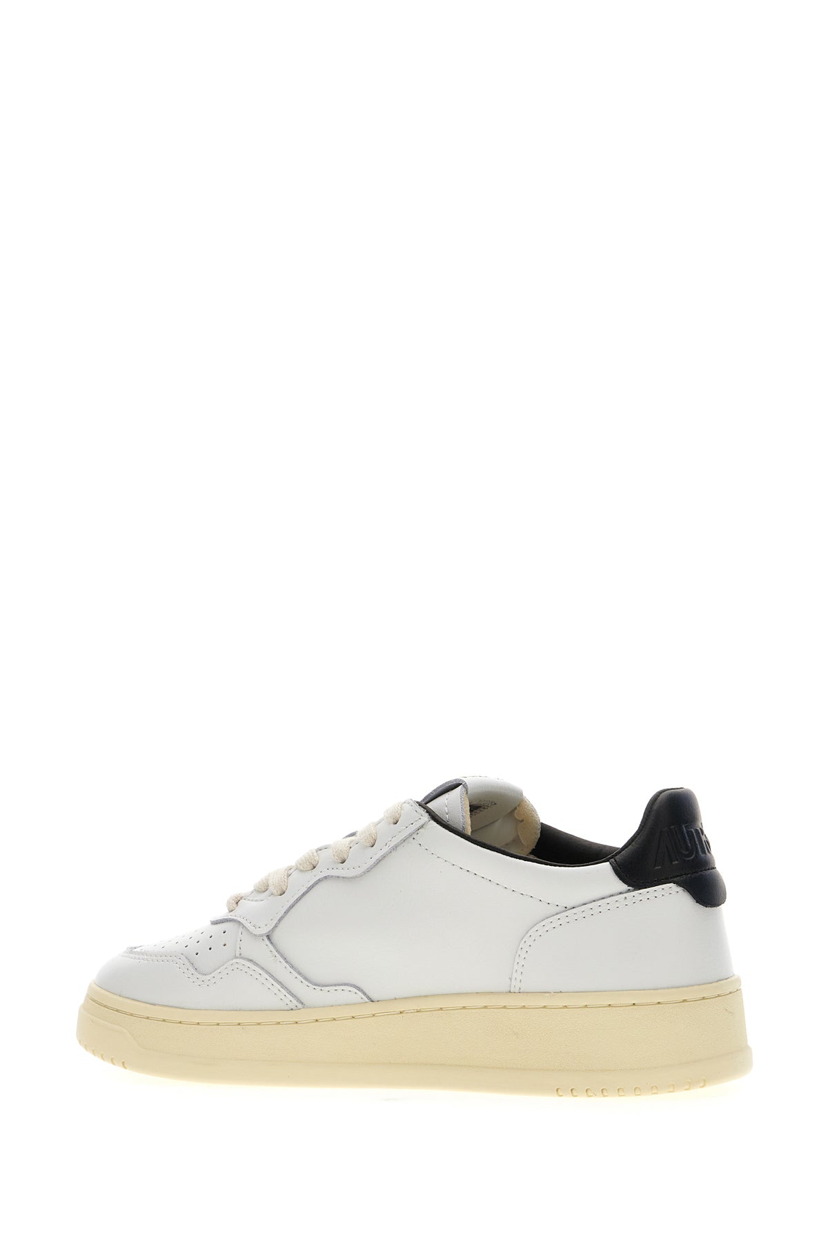SNEAKERS_AULMML02_WHTBLK_Image_3