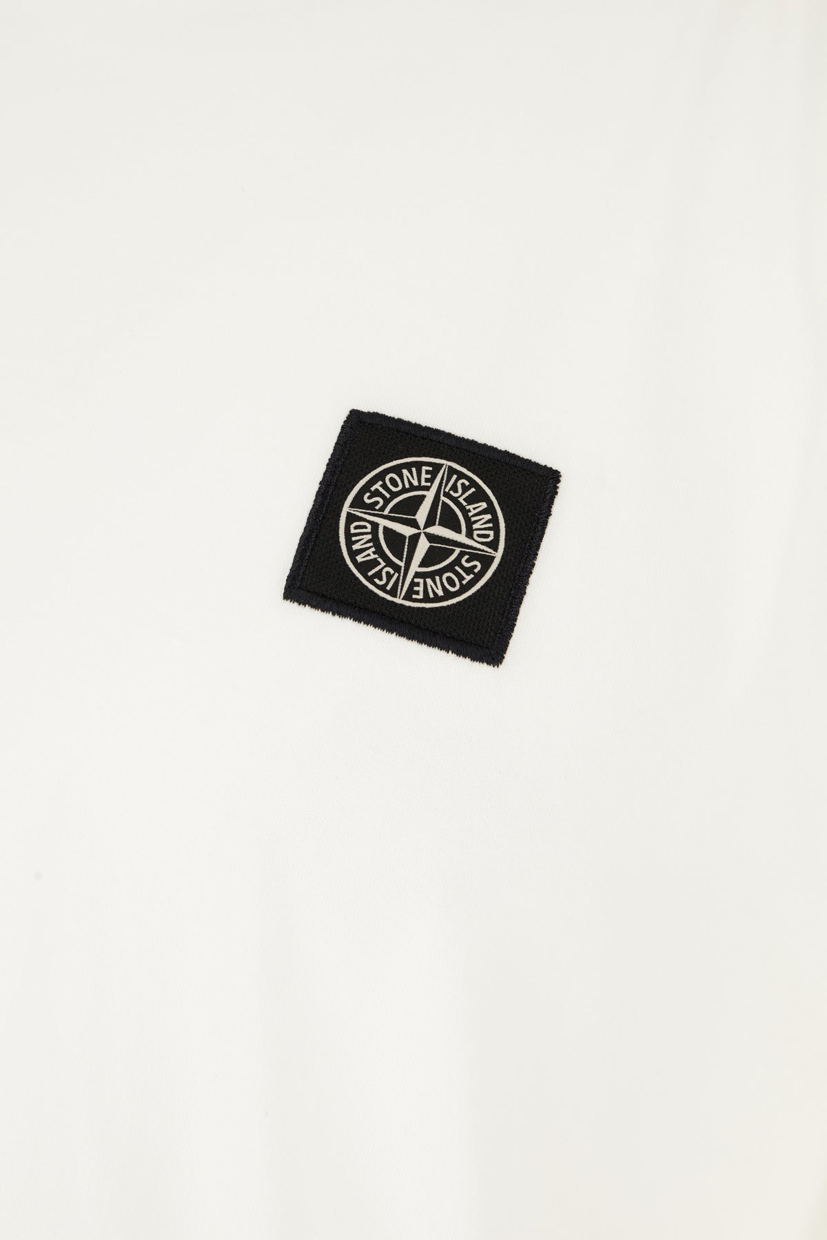 T-SHIRT_S152100039S0013_V0001_Image_3