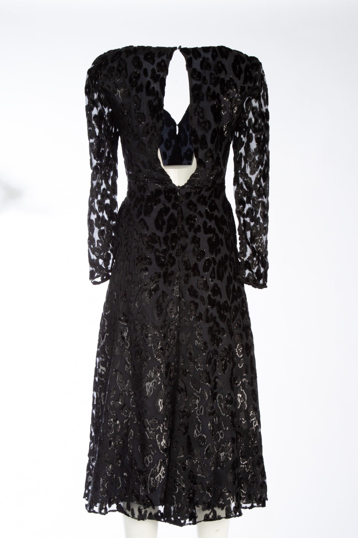 ABITI_SP22_101L_BLACK_NAVY_Image_2
