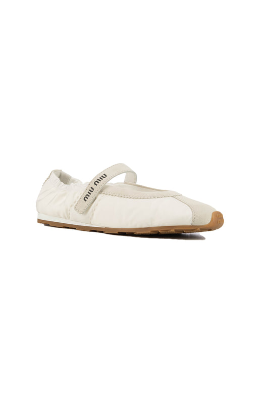 BALLERINE_5F370EFD005D7C_F0009_Image_2