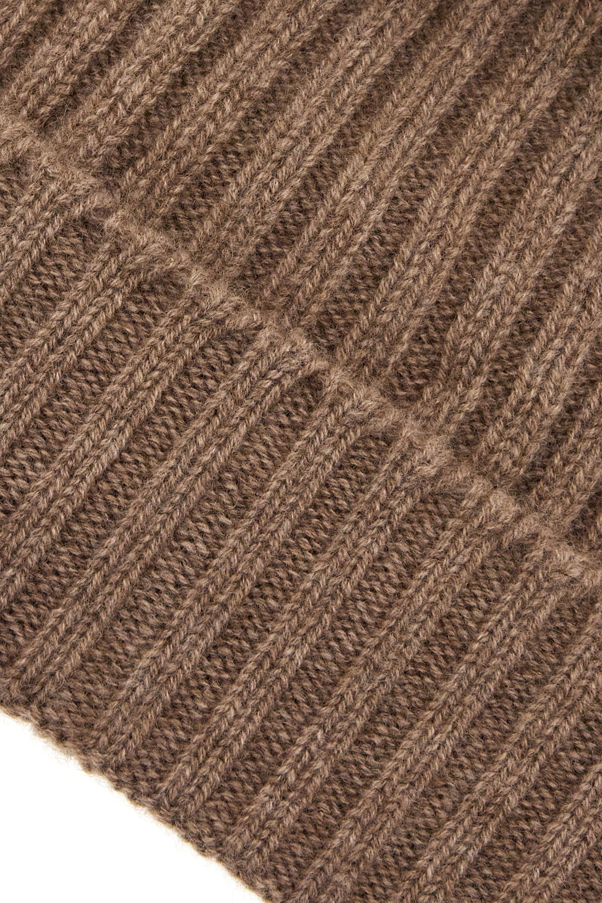 Berretto_in_cashmere_V51698_VISONE_Image_3