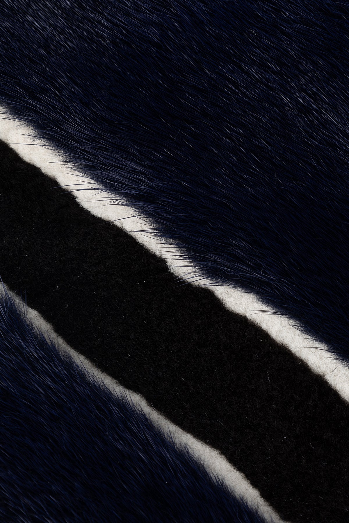 CAPISPALLA_43FUR200A802533_533_Image_2