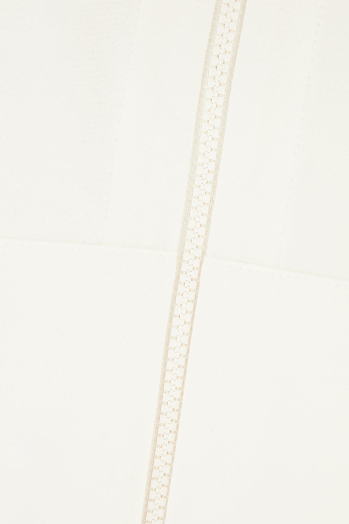 FELPE_MH827FB706_C600_Image_3
