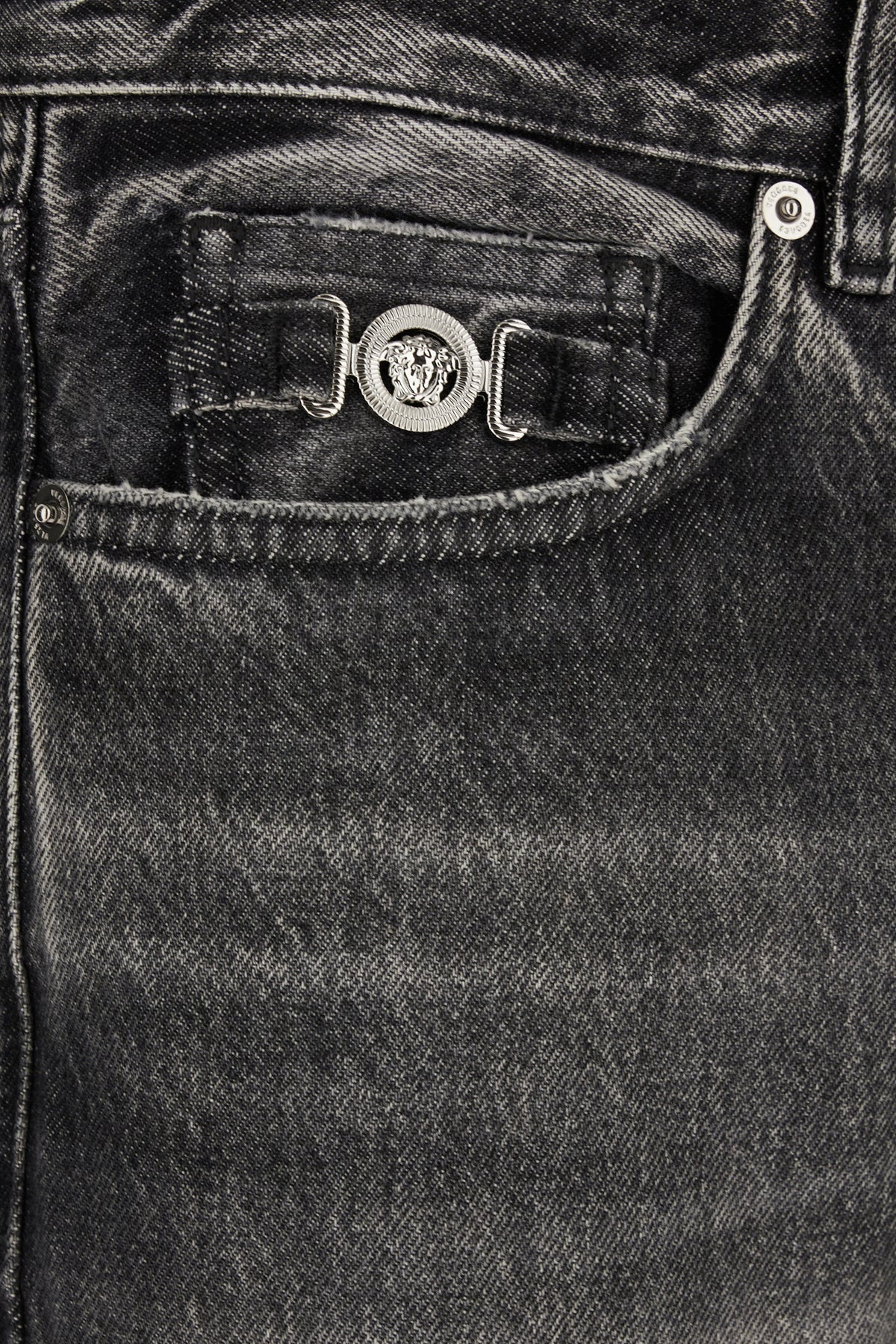 JEANS_10177751A16053_1D980_Image_3