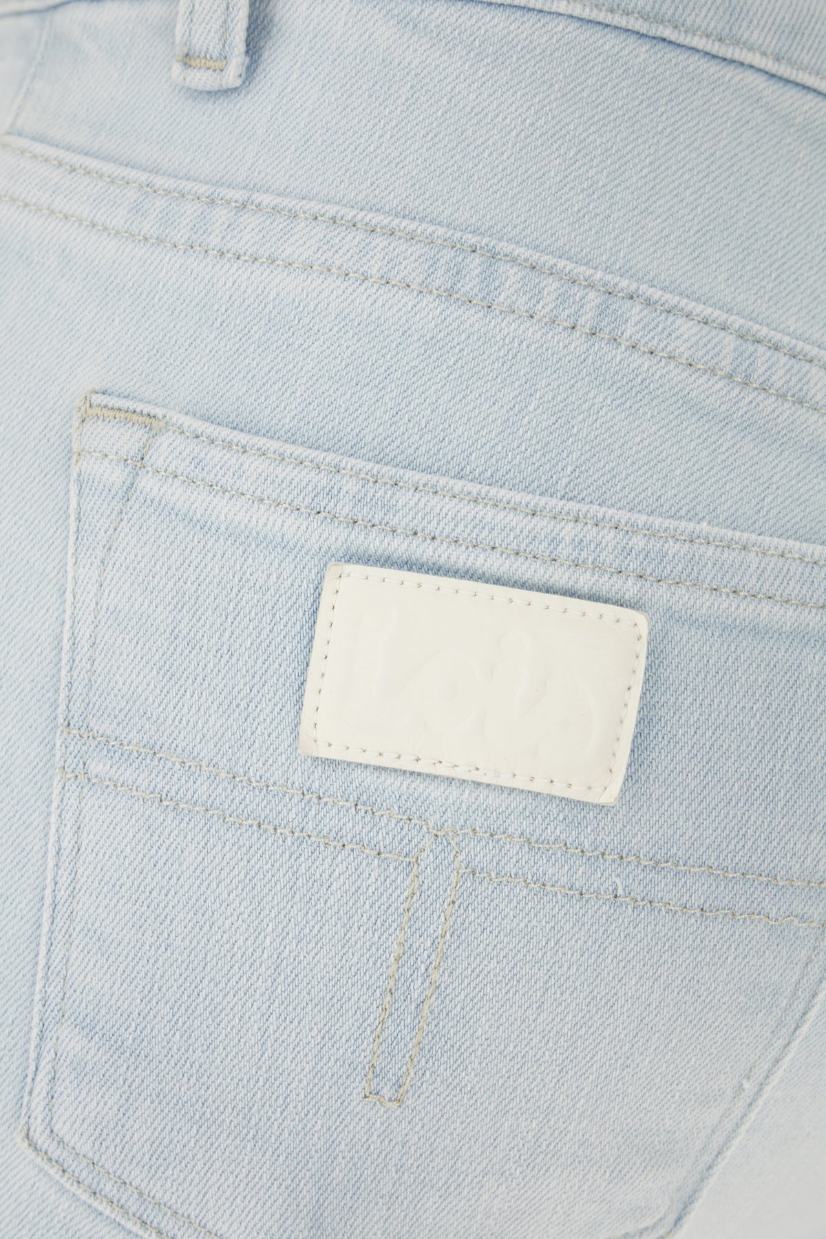 JEANS_20077903_SUPERBLEACH_Image_3