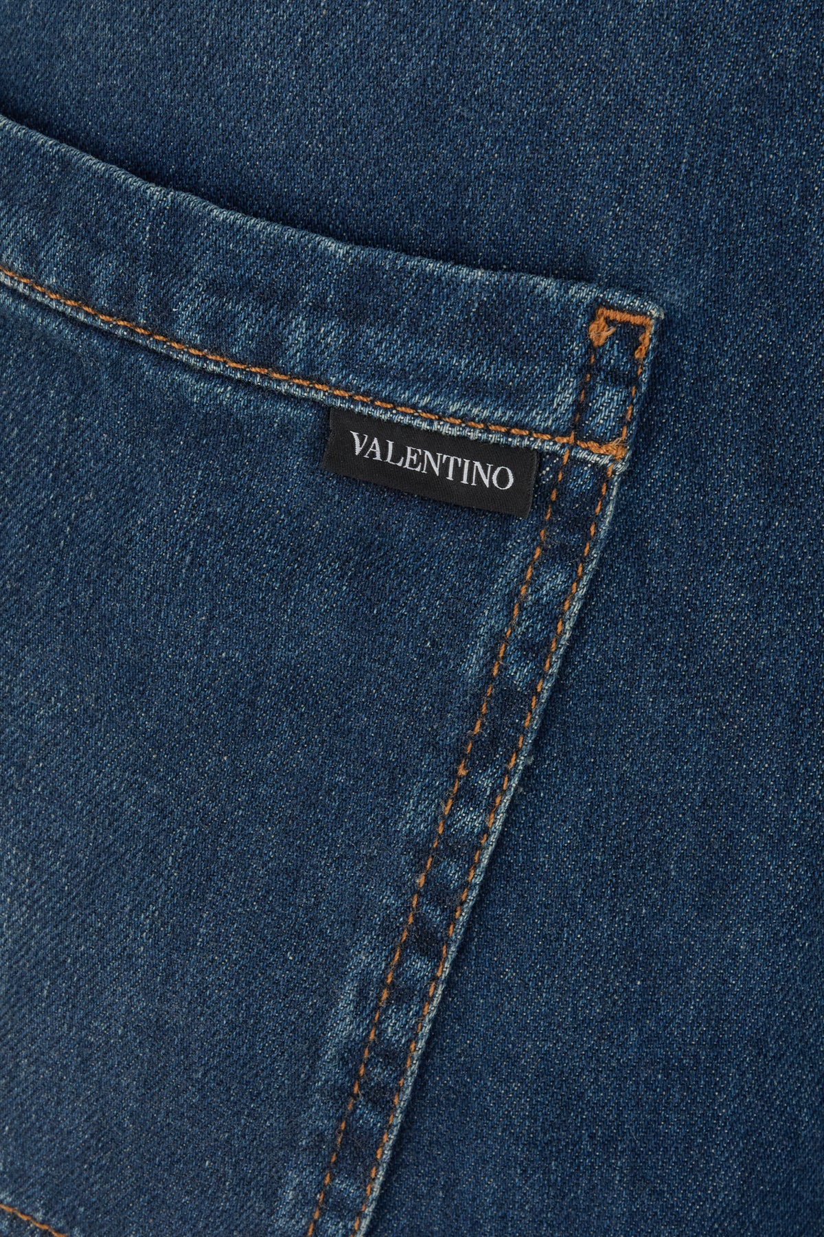 JEANS_4V3DD02R9W7_528_Image_3