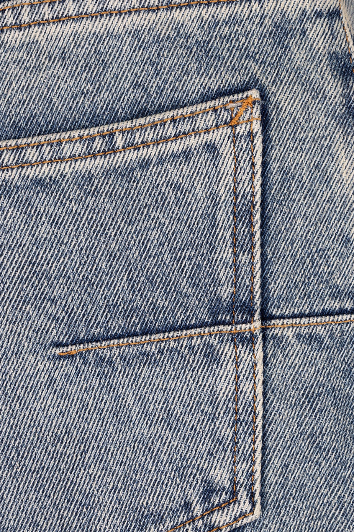 JEANS_693D004A3077C_515_Image_3