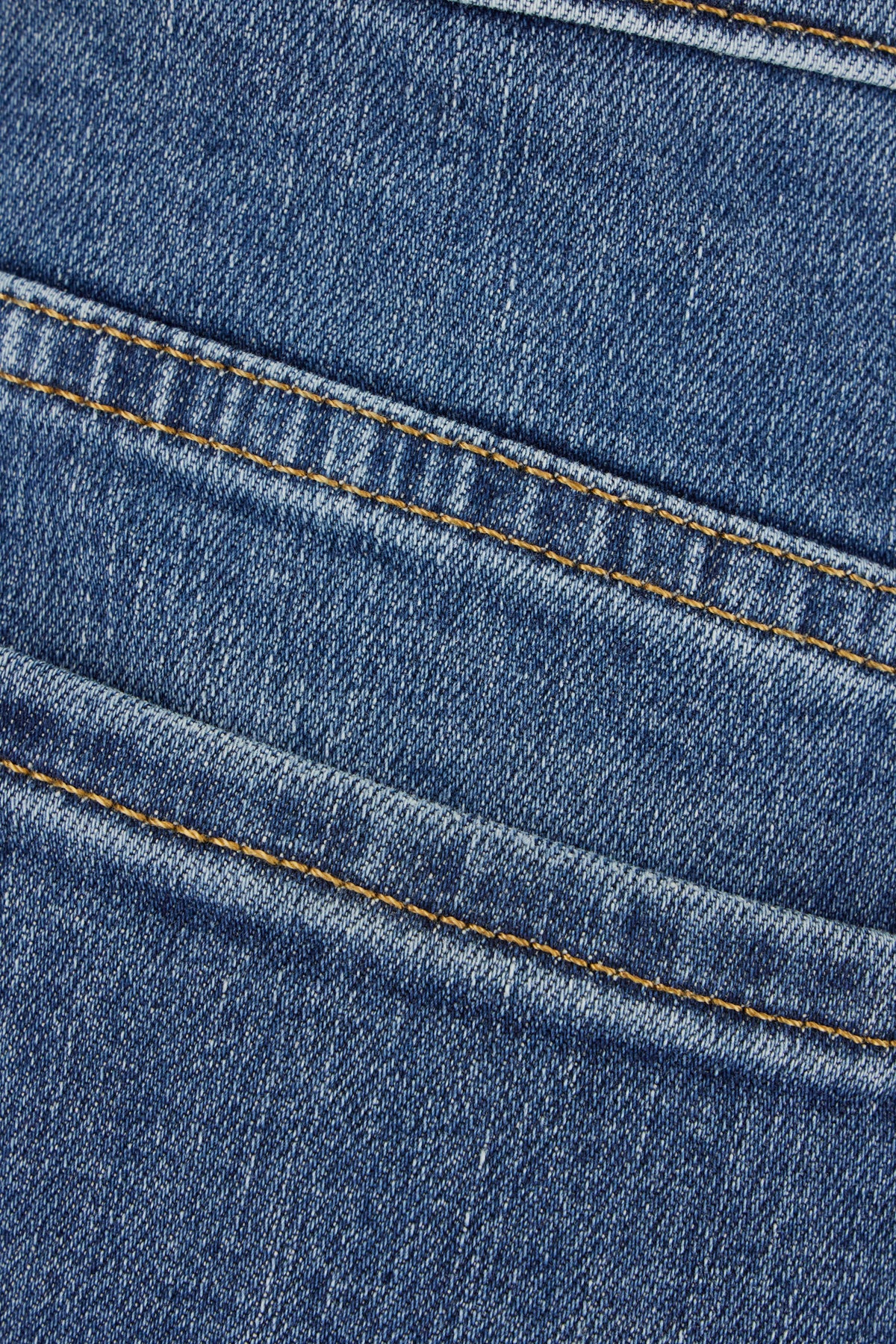 JEANS_7UH7044A_1BW_Image_3