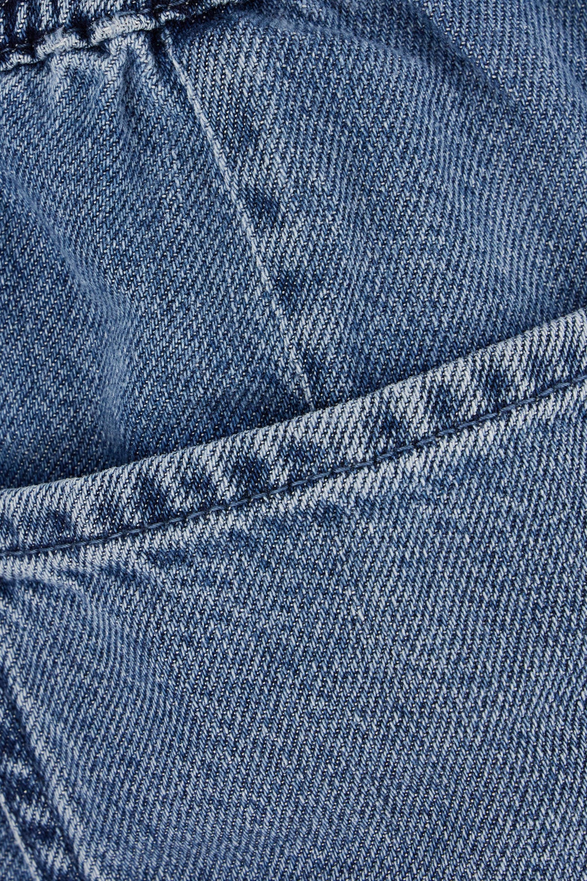 JEANS_7UL00E38_1BB_Image_3