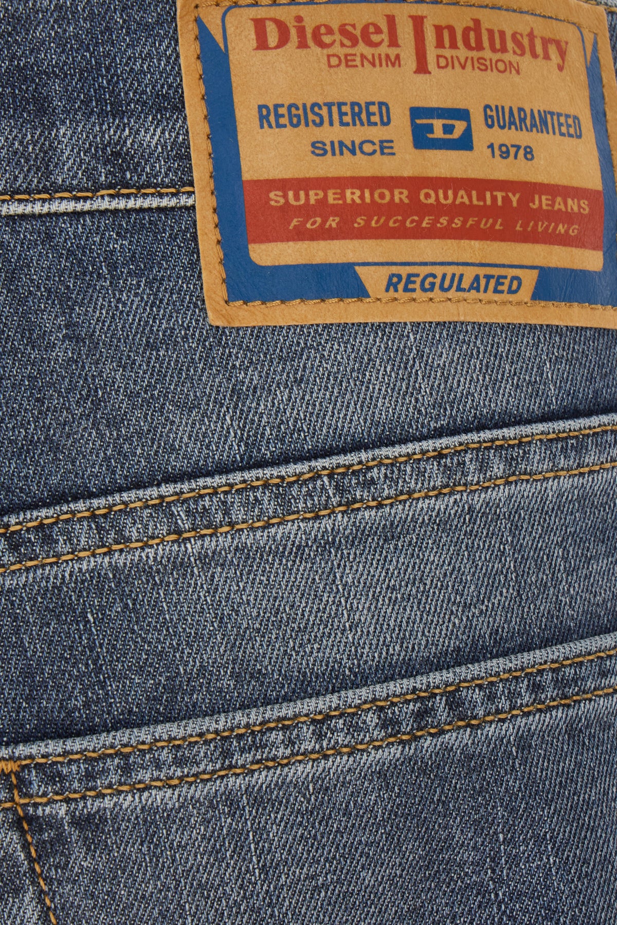 JEANS_A1022909H43_01_Image_3