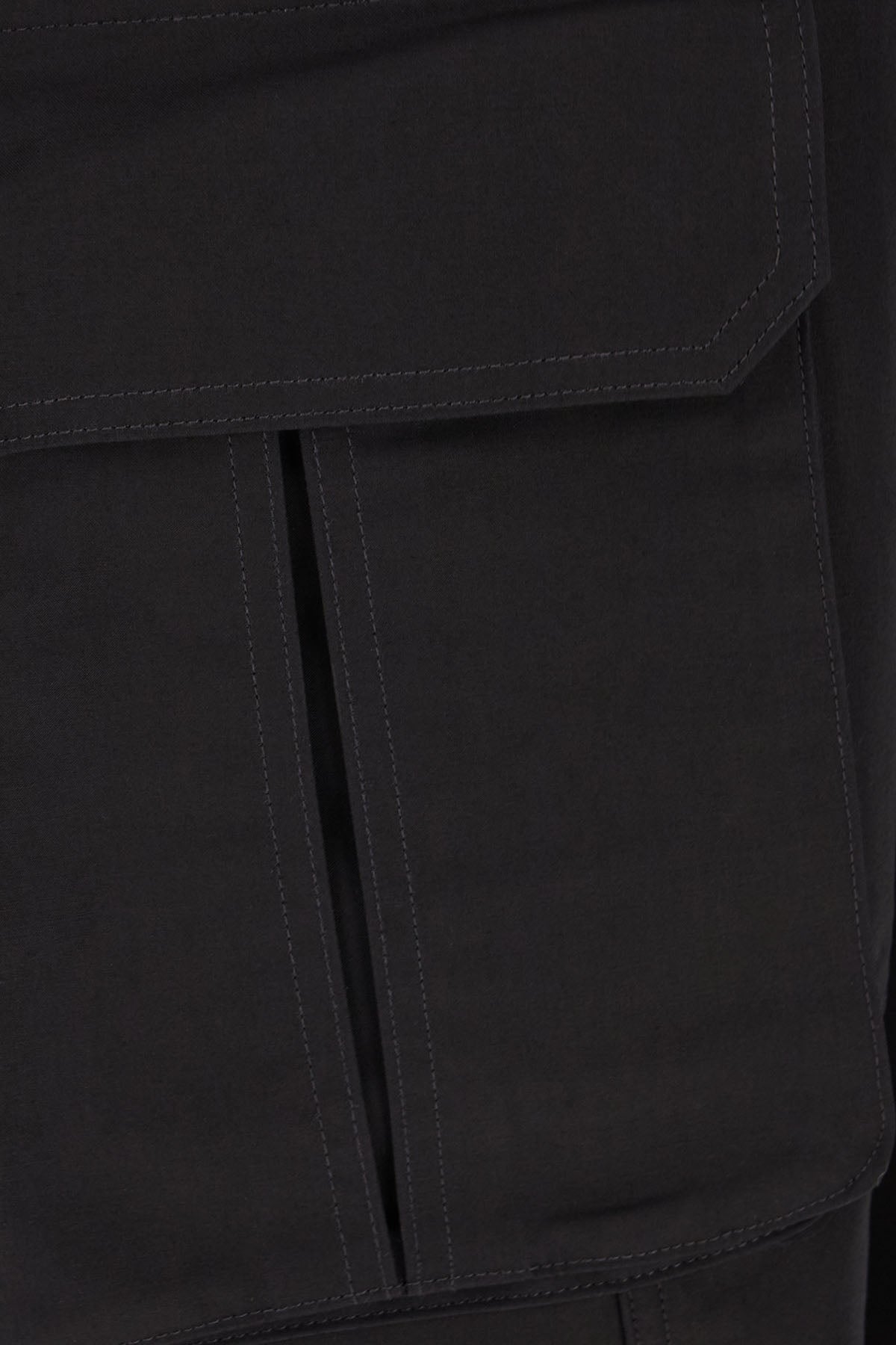 JEANS_A3552029_BLACK_Image_3