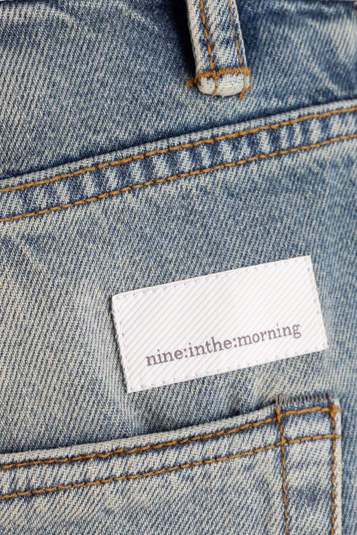 JEANS_LBR18S01_FS24_Image_3