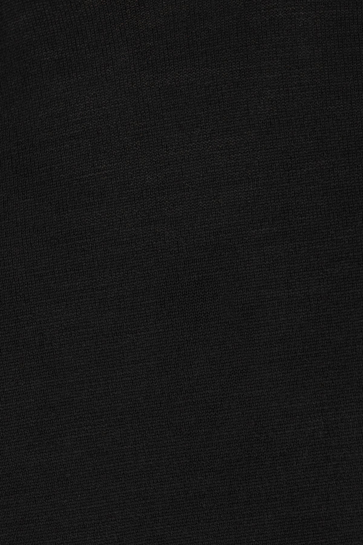 MAGLIERIA_100M01_01_Image_3