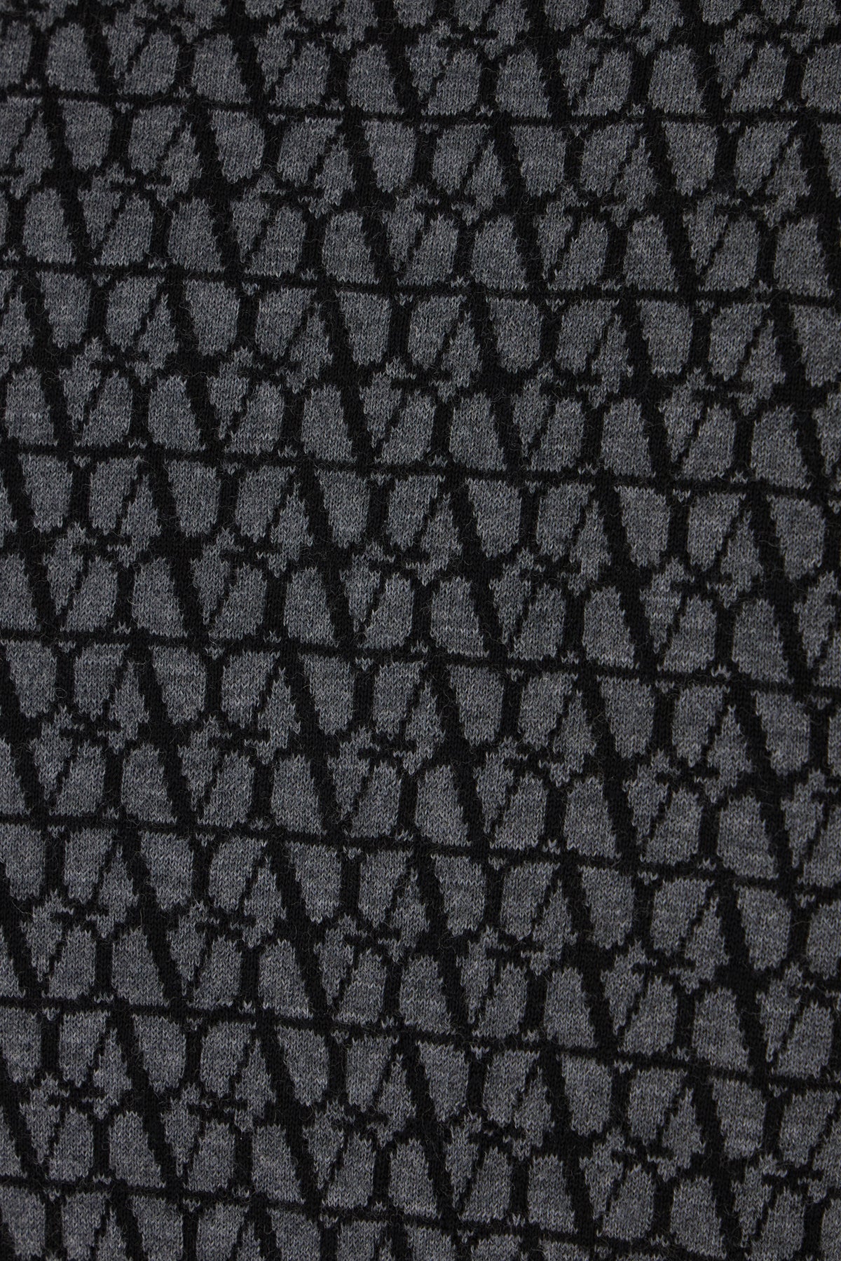 MAGLIERIA_5B3KA08I8QV_ZPH_Image_3