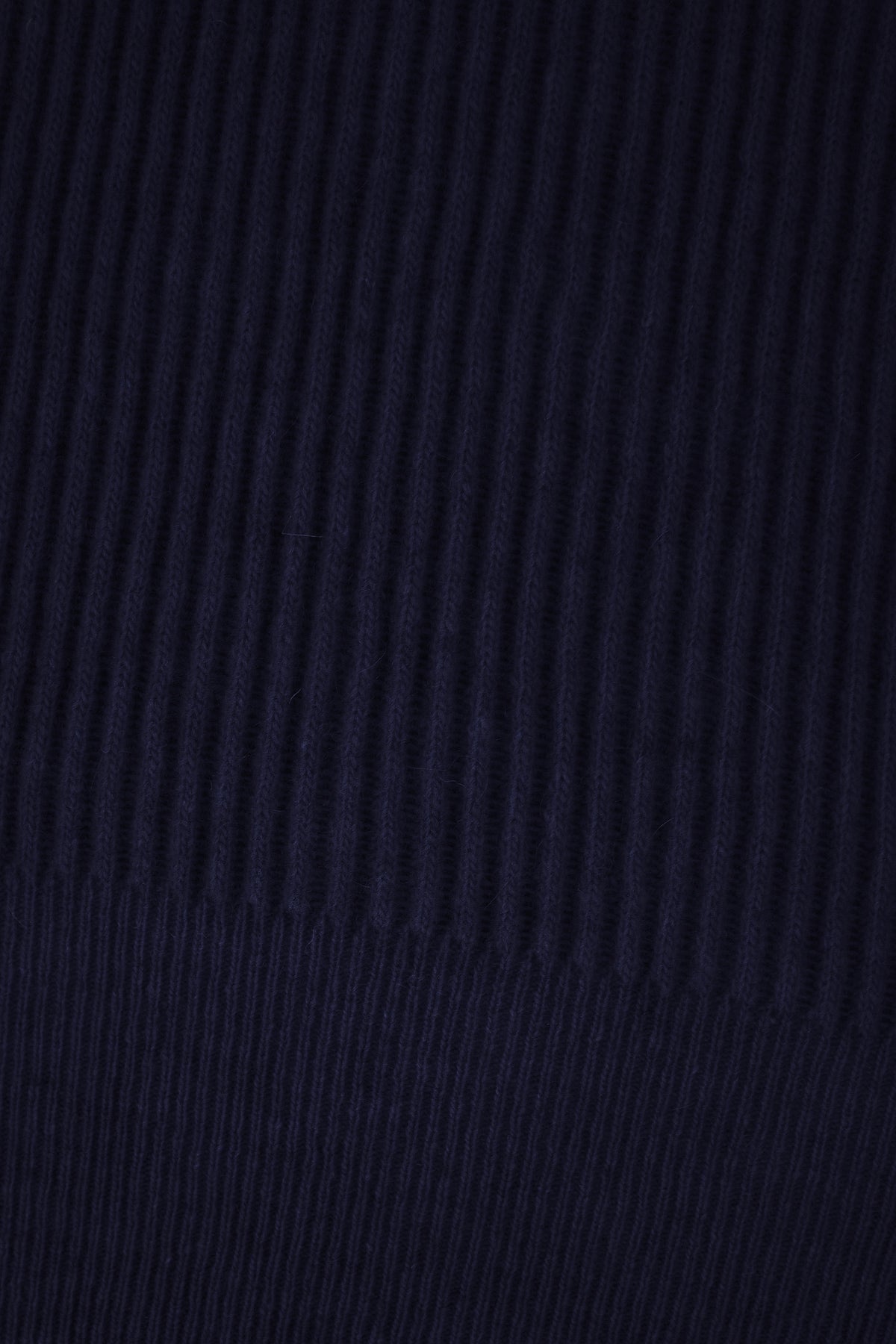 MAGLIERIA_68109_29_Image_3