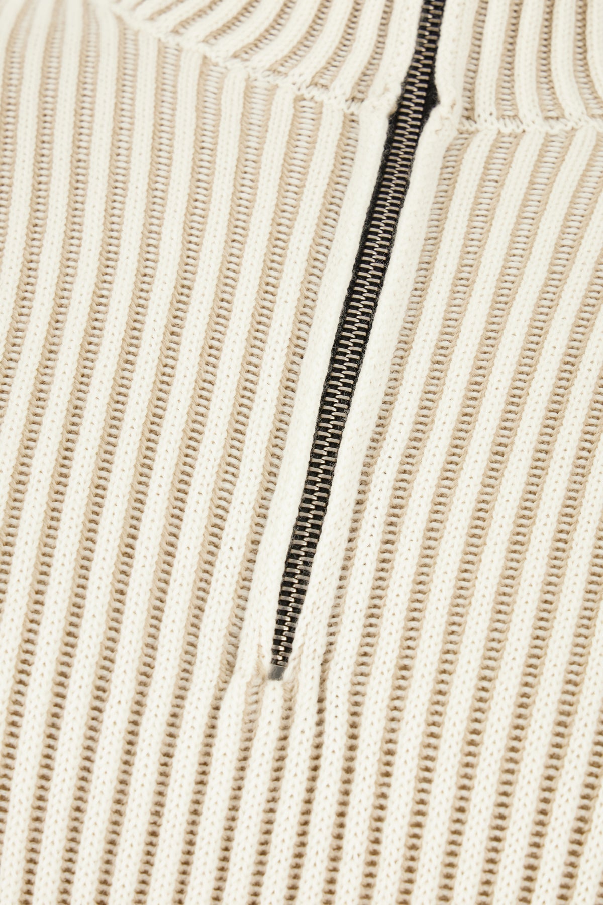 MAGLIERIA_8115516C1_V0099_Image_3