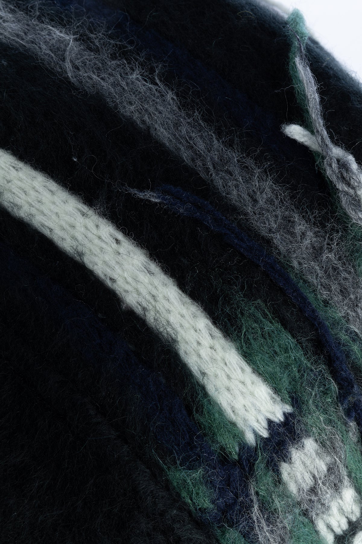 MAGLIERIA_A0067053_002_Image_3