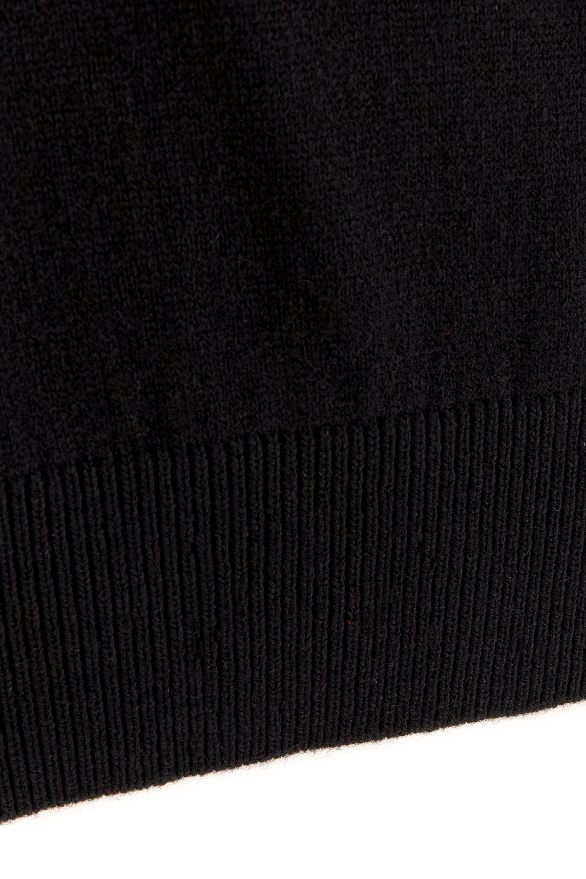 MAGLIERIA_ARMTMKN03WS01_002_Image_3