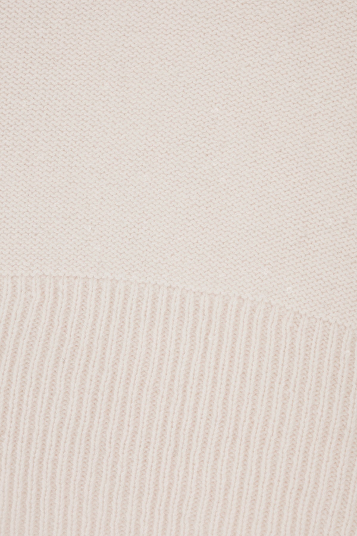 MAGLIERIA_D37035237D21_220_Image_3
