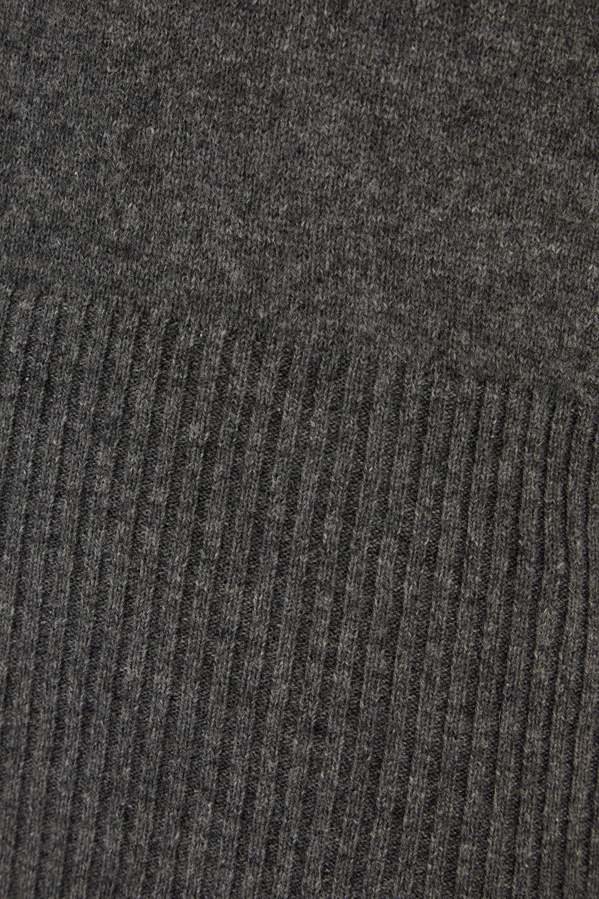 MAGLIERIA_FKA108A00011_035_Image_3