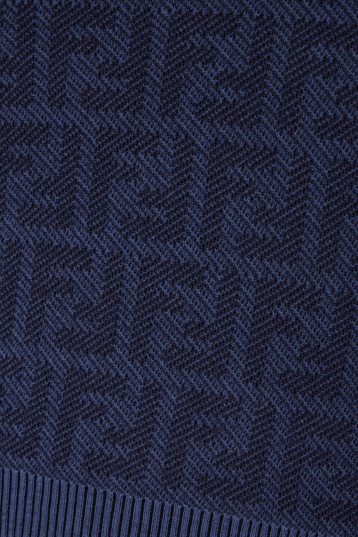 MAGLIERIA_FZXE50AYM1_F1UKI_Image_3