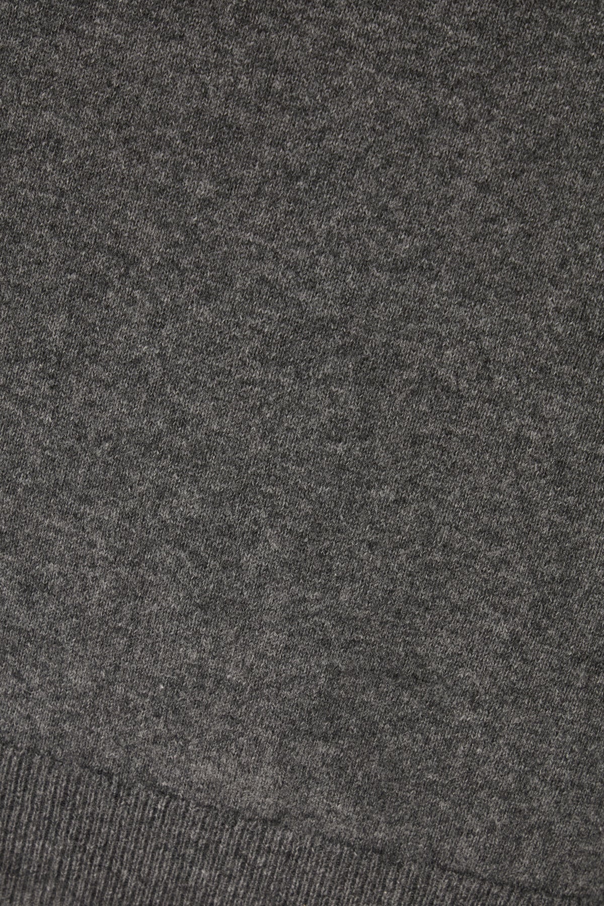 MAGLIERIA_M12144400_C079_Image_3
