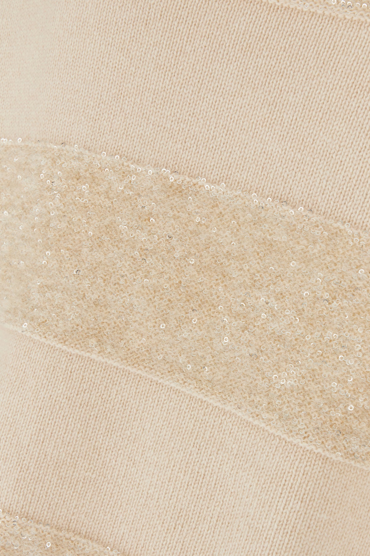 MAGLIERIA_M16702104_CLS40_Image_3